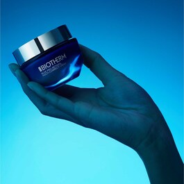Blue Pro-Retinol Multi-Correct Cream - Krem do twarzy z retinolem